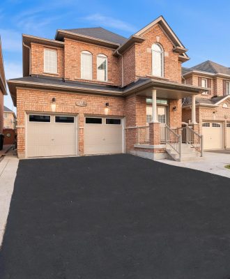 13 Bliss St